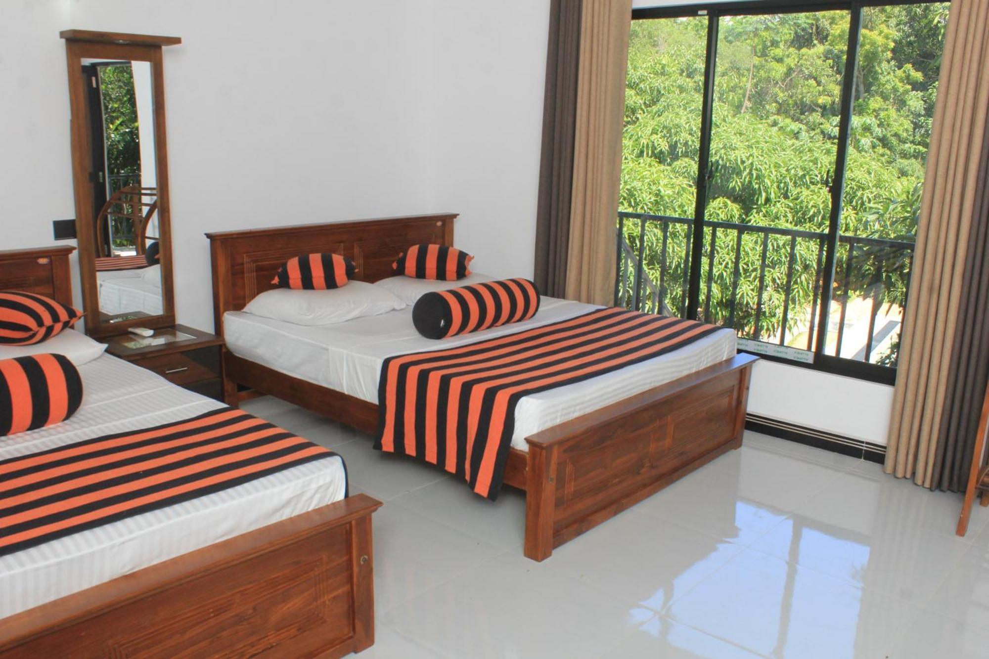 Sigiriya Sun Shine Villa Bagian luar foto