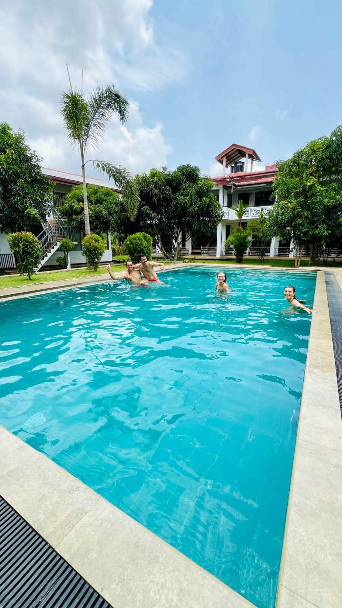 Sigiriya Sun Shine Villa Bagian luar foto