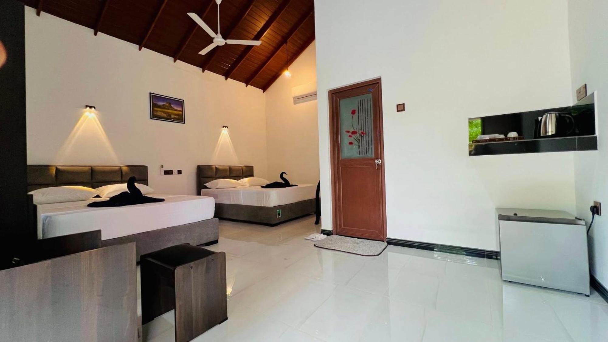 Sigiriya Sun Shine Villa Bagian luar foto